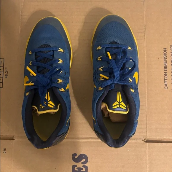 Nike Kobe 9 IX EM GS Low 'Gym Blue' Size 5.5Y Basketball Sneakers 653593 401 - Picture 3 of 8